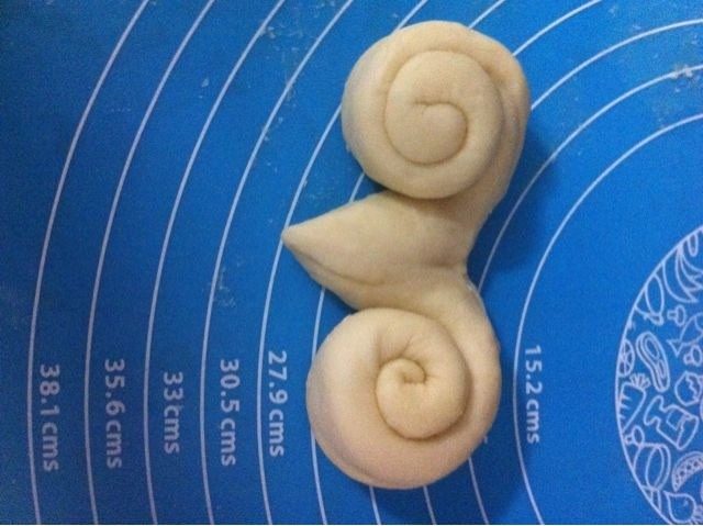 三羊开泰面包,成品
