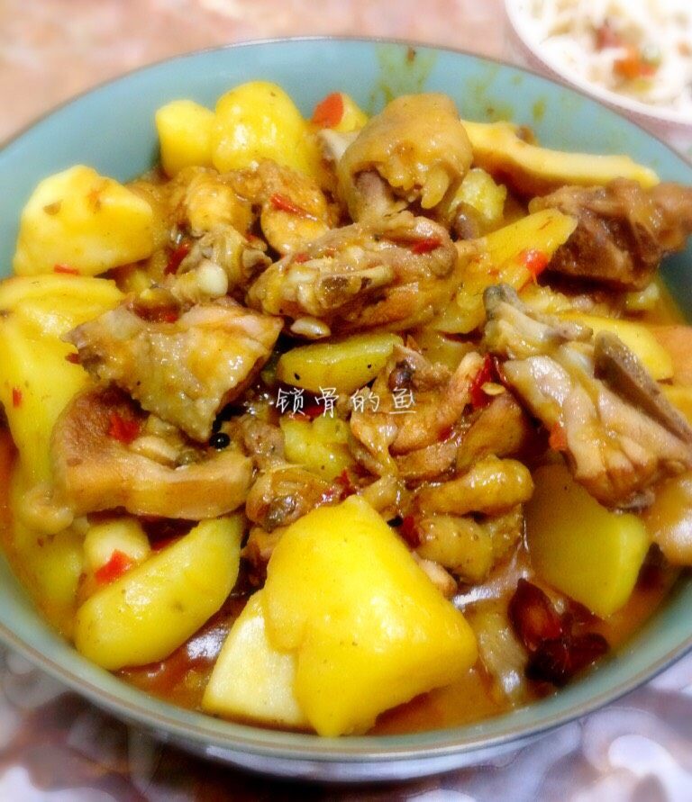 土豆烧鸡