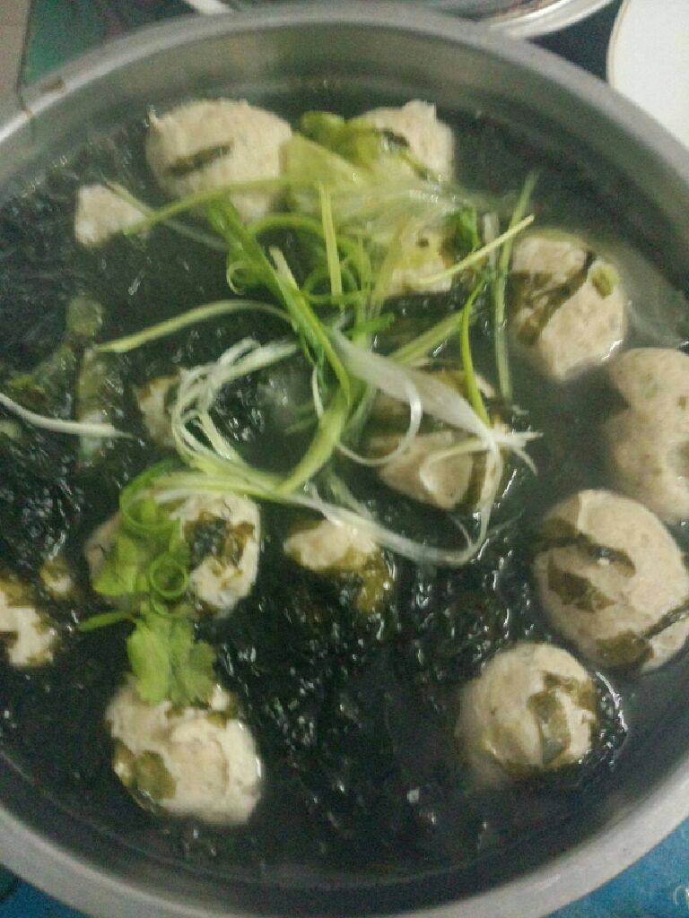 肉丸紫菜汤