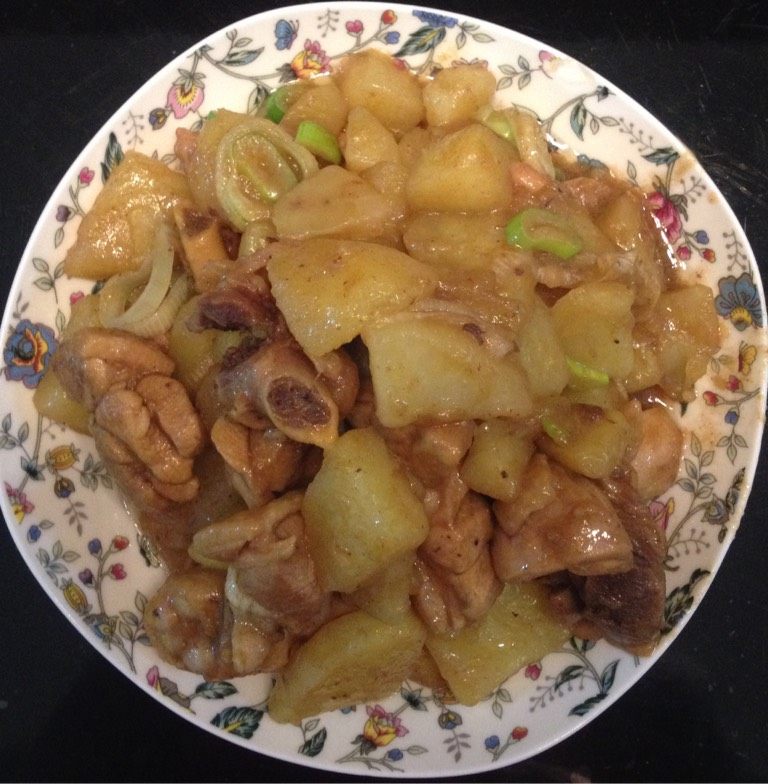 土豆炖鸡腿