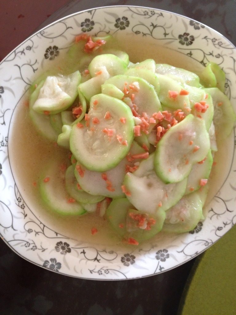 葫芦瓜炒火腿粒