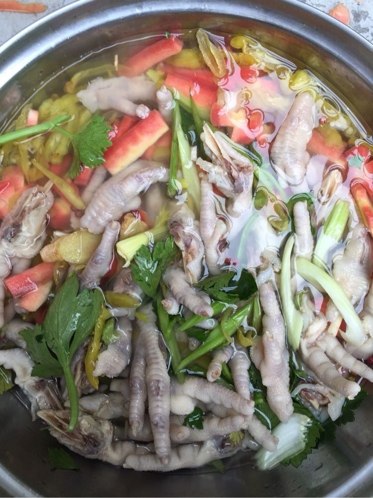 泡椒鸡爪