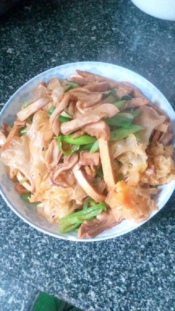杂蔬炒猪肚