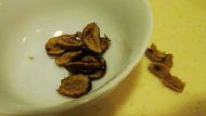 玫瑰花红枣蜂蜜茶,红枣去核