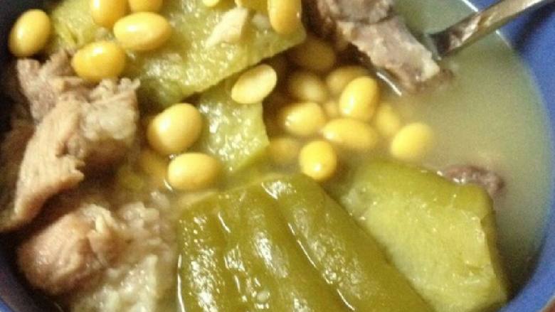 苦瓜黄豆排骨汤