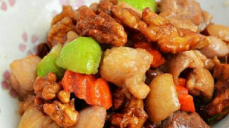 桃仁鸡丁
