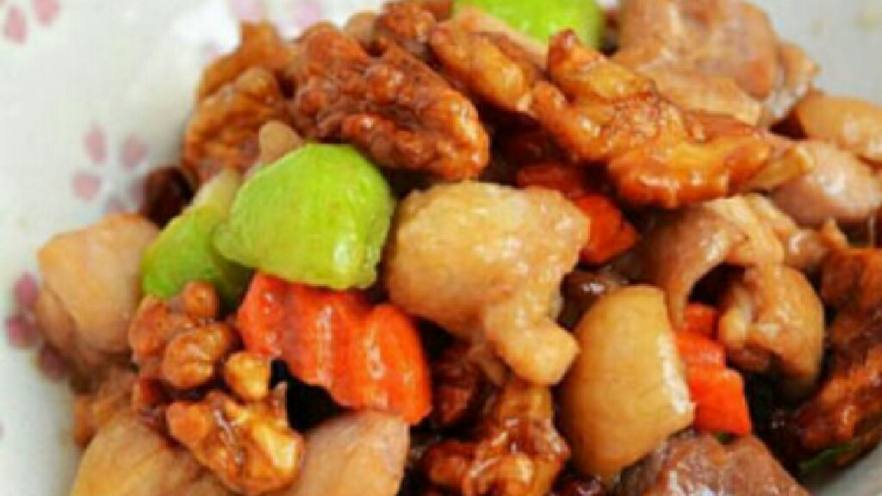 桃仁鸡丁