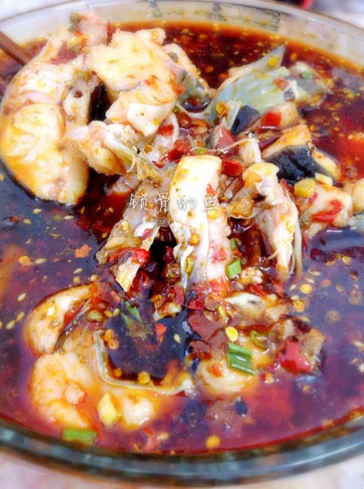 麻辣藤椒鱼,轻轻将料搅开,即可食用