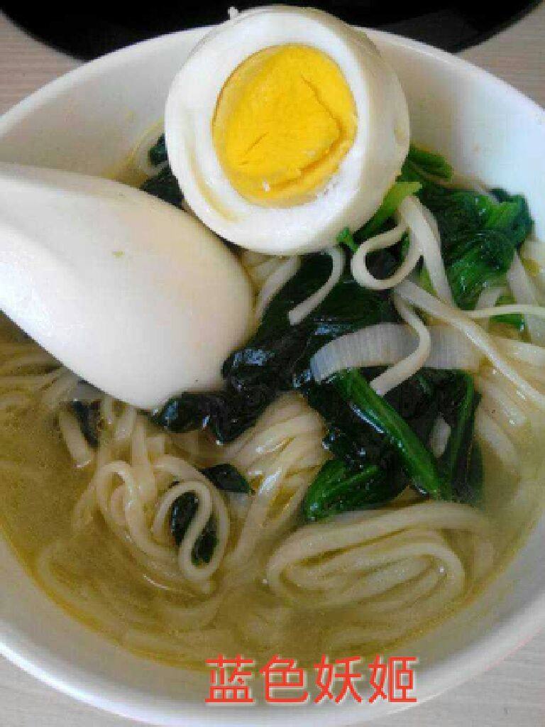 鸡蛋青菜面条