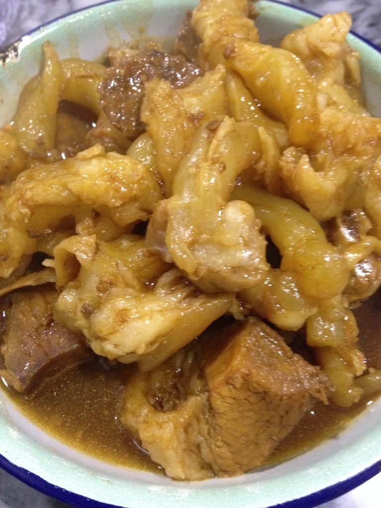 卤猪脚筋