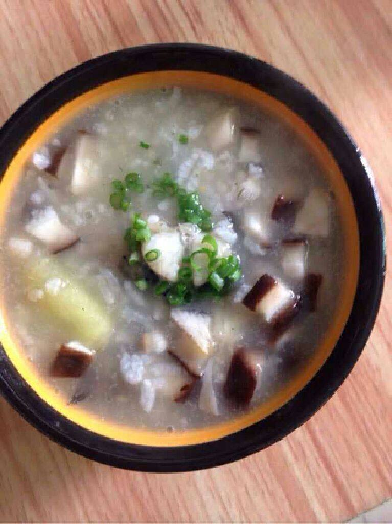 香菇鱼片粥