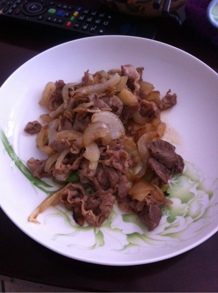洋葱爆羊肉