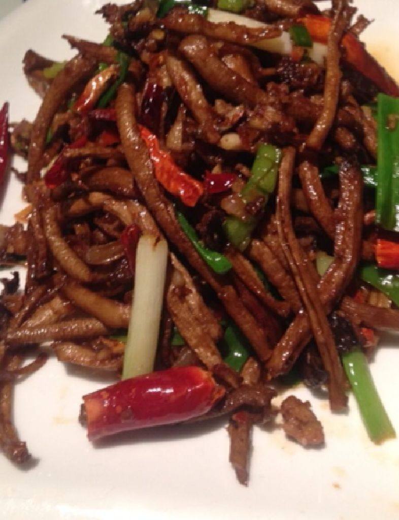 青红椒炒茶树菇