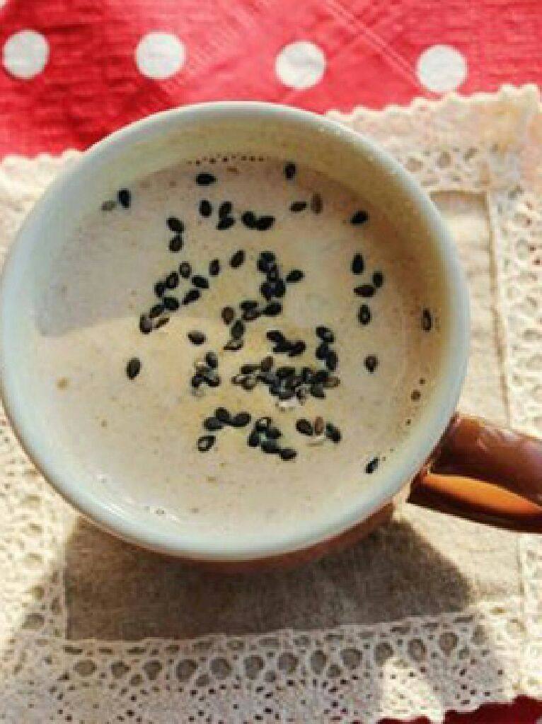 黑芝麻核桃牛奶