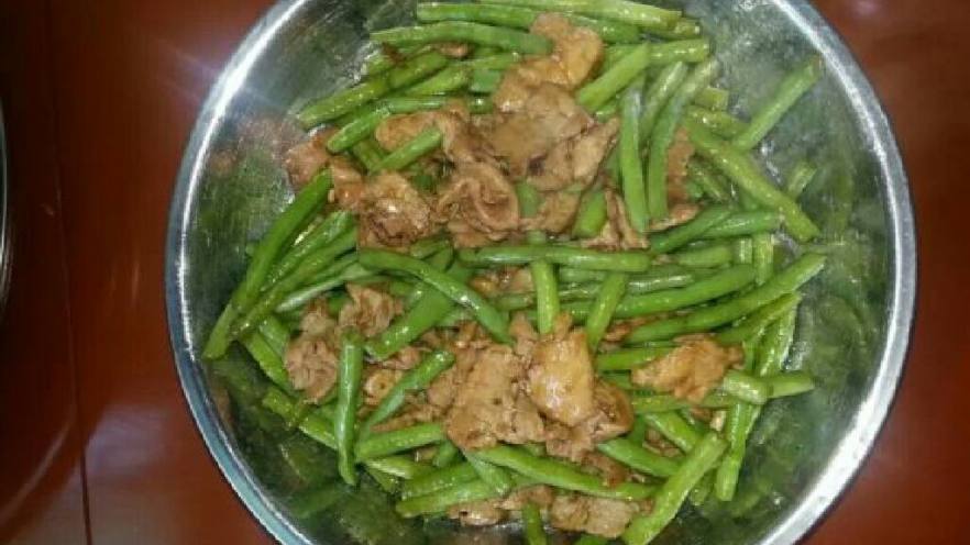 豆角炒五花肉