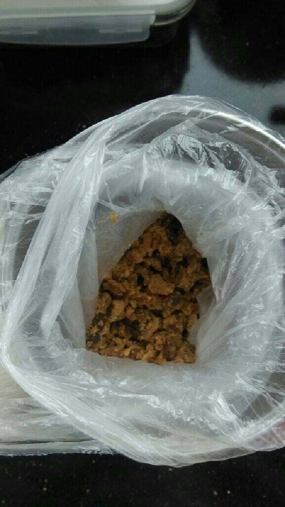 红糖红栆桂圆糯米饭,红糖我是买块状，自己弄碎，