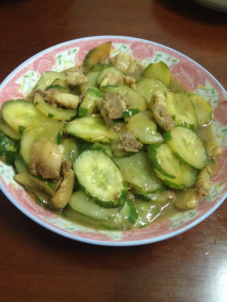 瘦肉炒黄瓜