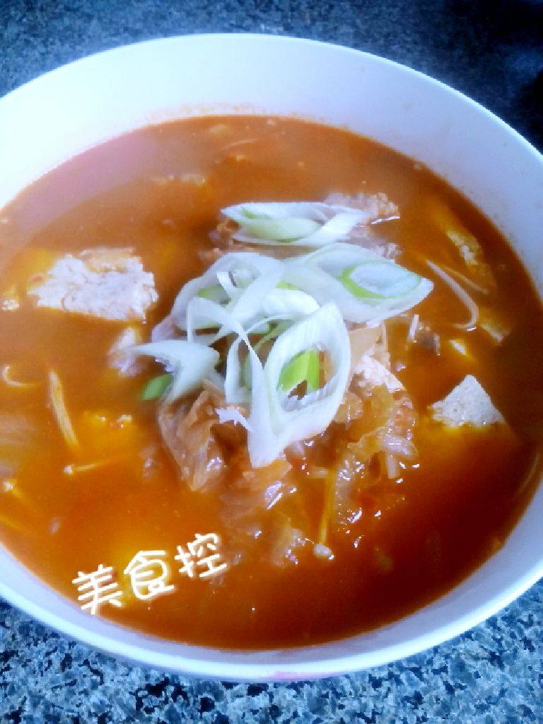 泡菜豆腐汤