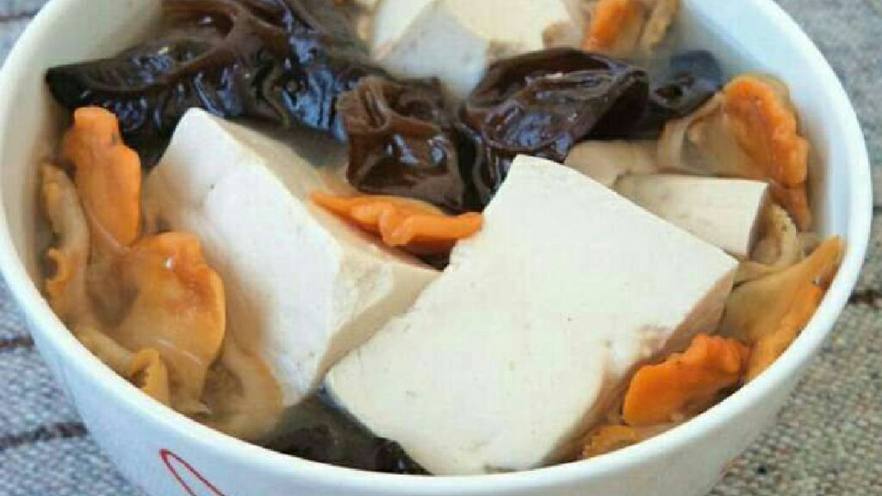 蛤蜊豆腐汤