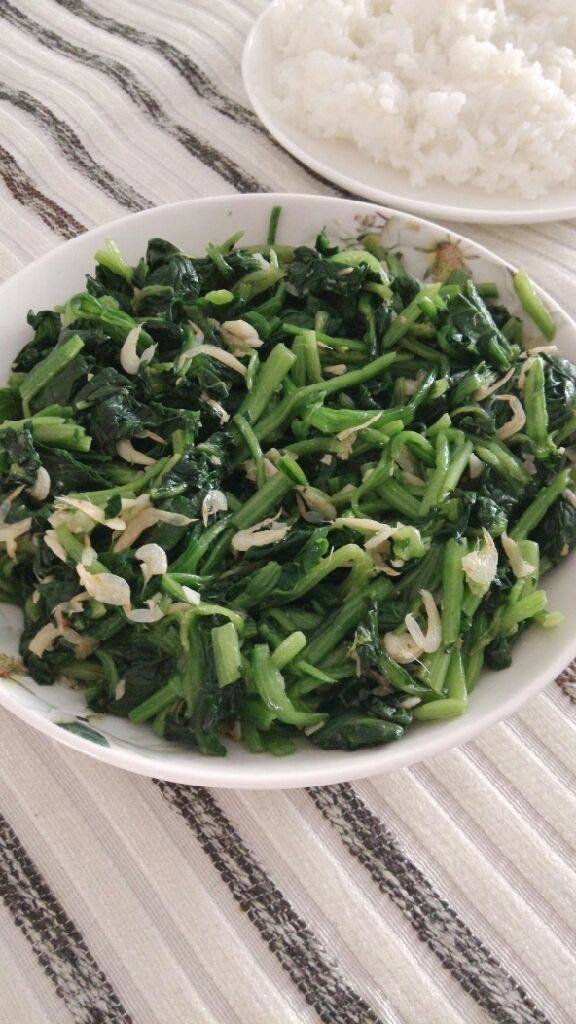 虾皮炒菠菜