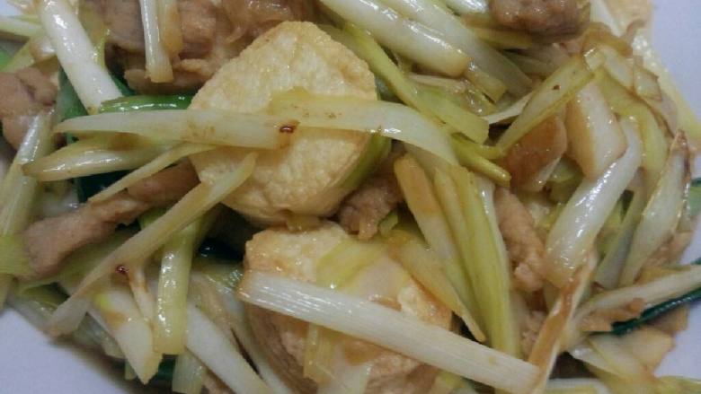 瘦肉日本豆腐炒韭黄