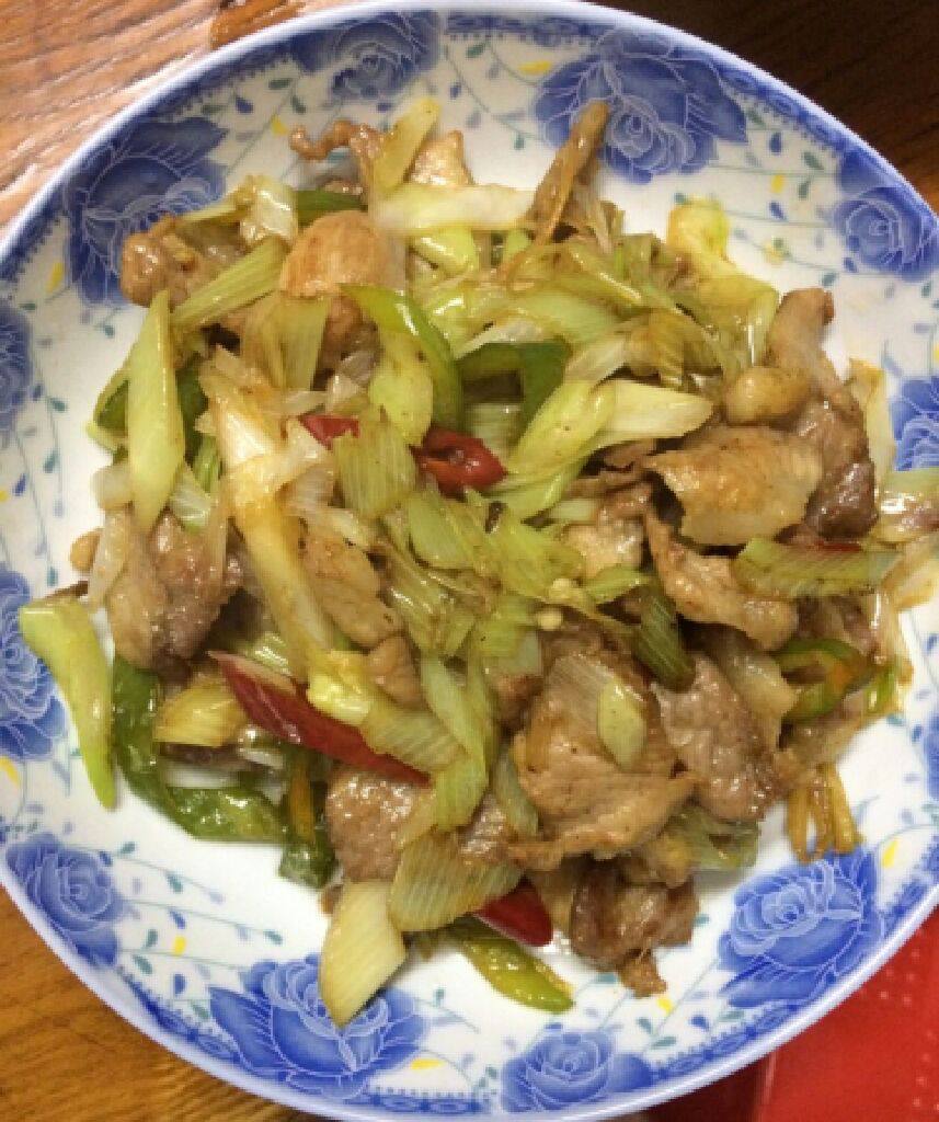 大葱炒瘦肉