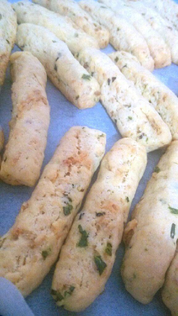 香葱肉松手指饼干