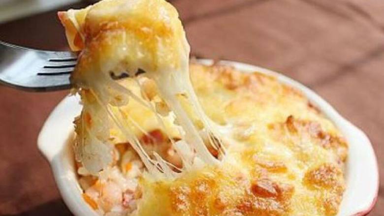 虾仁培根芝士焗饭