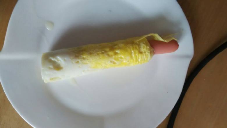 火腿肠鸡蛋卷