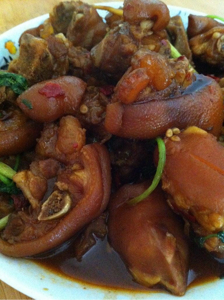 豆瓣酱卤水猪蹄