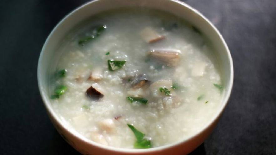 香菇鸡肉粥