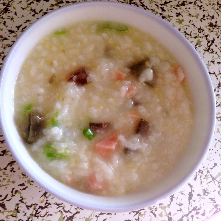 早餐之皮蛋火腿粥