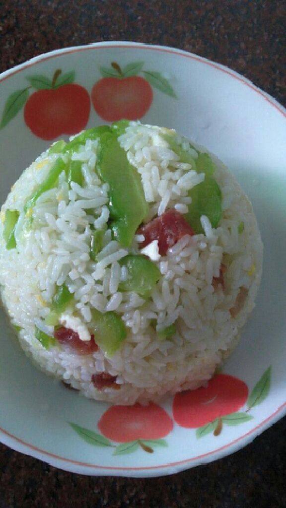 苦瓜腊肠炒饭