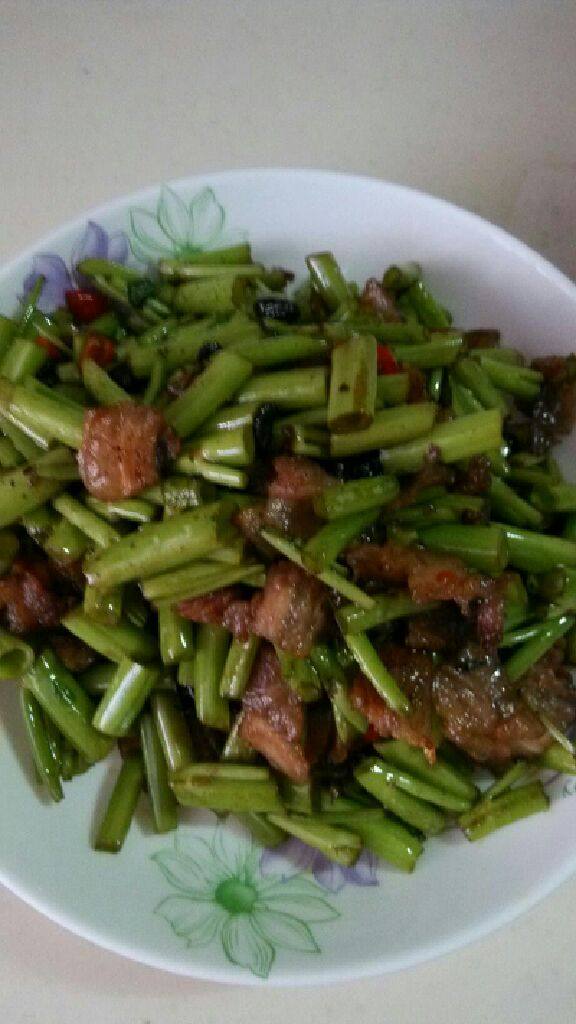 空心菜梗炒腊肉