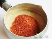 韩国泡菜,糯米糊放凉后,加入<a style='color:red;display:inline-block;' href='/shicai/ 9613'>辣椒面</a>