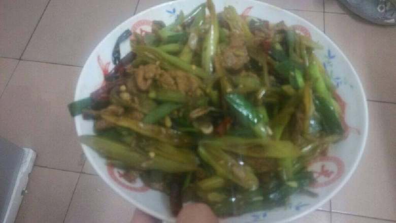 四季豆丝炒肉,美味出锅了。