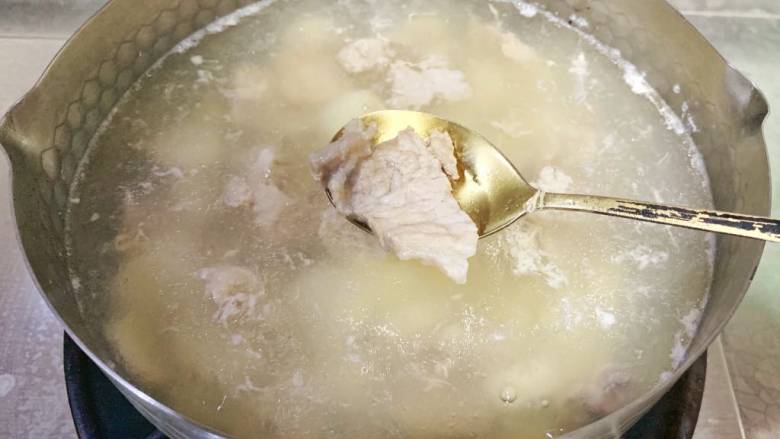 山药瘦肉汤,煮