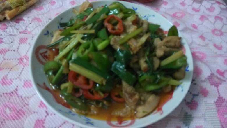 农家小炒肉,很美味哦。