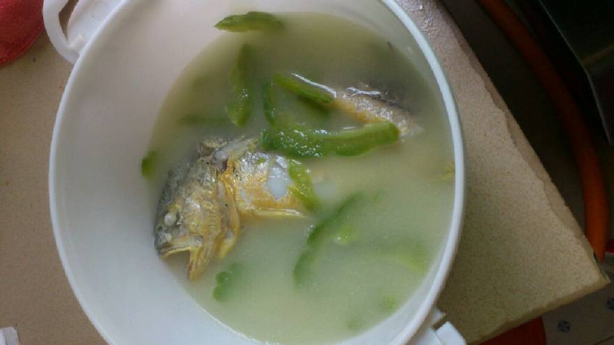 苦瓜黄鱼汤