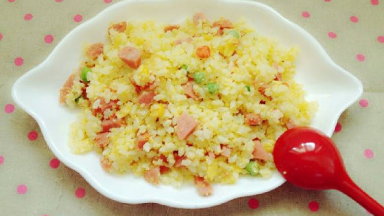 火腿鸡蛋炒饭