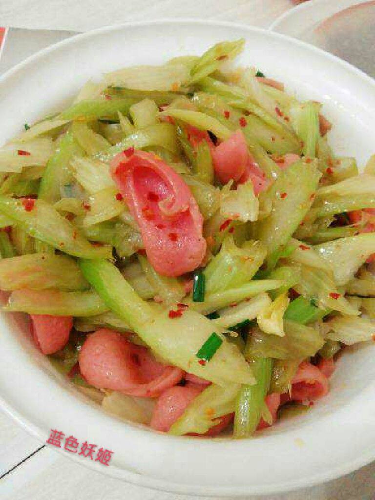 香芹炒腊肉
