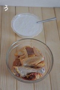 红咖喱鸡肉炖杂蔬,鸡切成块,<a style='color:red;display:inline-block;' href='/shicai/ 635'>椰浆</a>粉50g用热水400ml冲调开