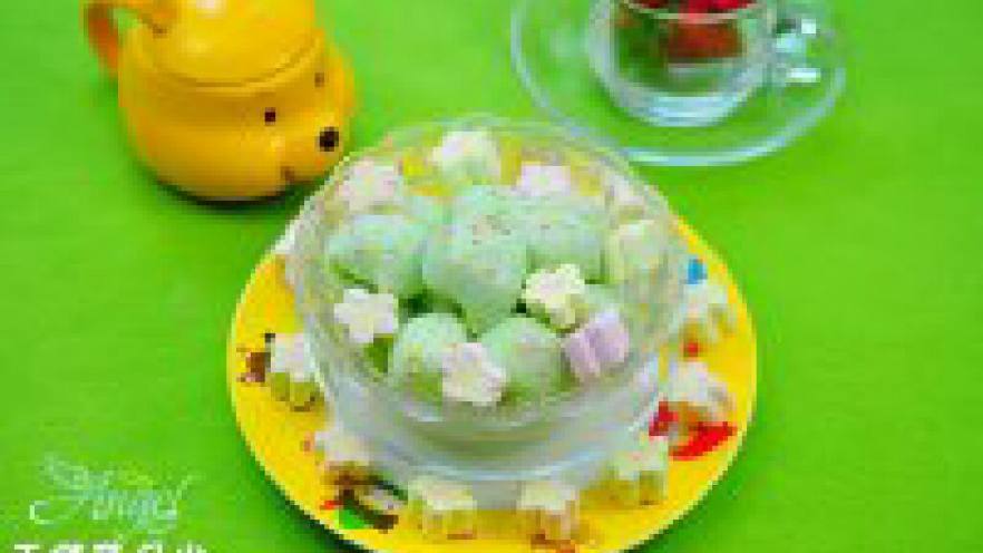 牛奶棉花糖冰淇淋