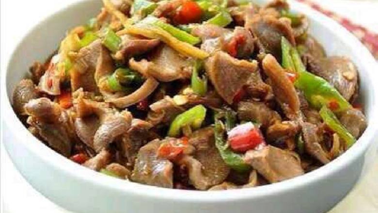 剁椒炒鸡胗