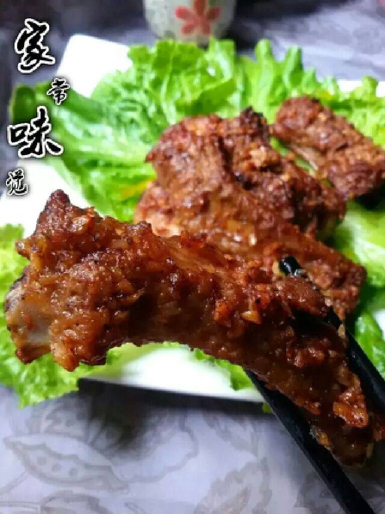 蒜香烤排骨