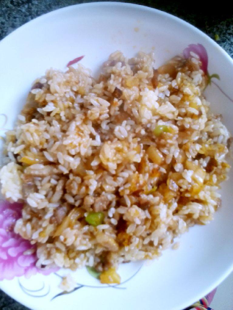辣白菜五花肉炒饭