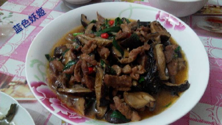 香菇滑炒肉丝