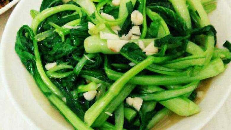 蒜炒青菜,新鲜营养的青菜就OK拉
