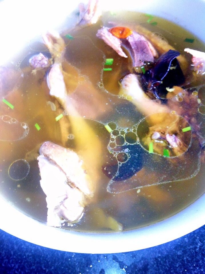 蒸乳鸽
