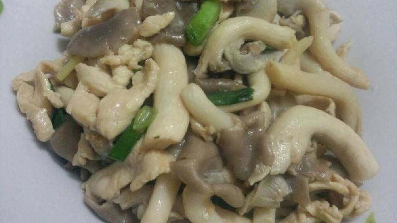 菌菇炒鸡肉